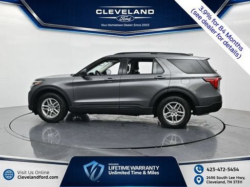 New 2026 Ford Explorer Active RWD image 9