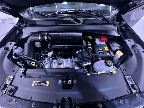 Used 2025 Jeep Compass Limited image 11