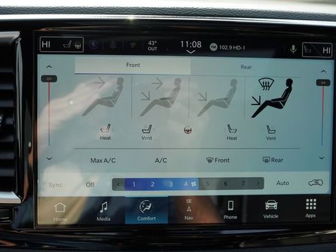 New 2026 Chrysler Pacifica Limited w/ S Appearance Package image 17