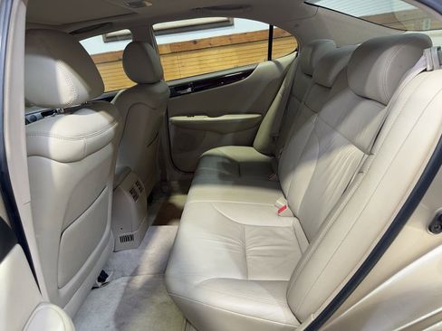 Used 2004 Lexus ES 330 image 23