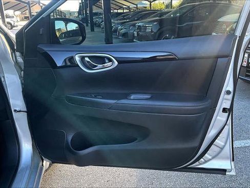 Certified 2019 Nissan Sentra SV w/ Special Edition Package image 21