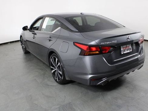 Certified 2019 Nissan Altima 2.5 SR FWD image 16