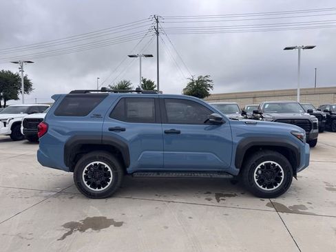 New 2026 Toyota 4Runner TRD Off-Road Premium AWD/4WD image 4