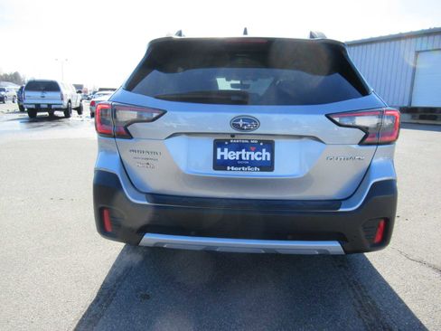 Used 2020 Subaru Outback Limited image 6