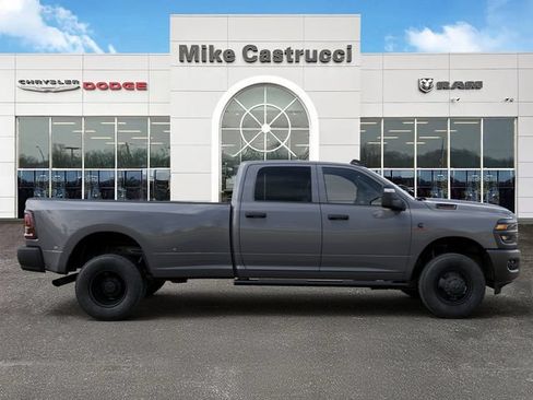 New 2026 RAM 3500 Tradesman AWD/4WD image 21