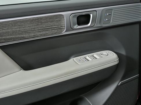 Used 2024 Hyundai Santa Fe Limited image 15