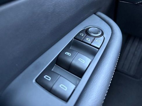 Used 2025 Buick Enclave Preferred FWD image 26