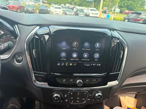 Used 2023 Chevrolet Traverse LT AWD/4WD image 11