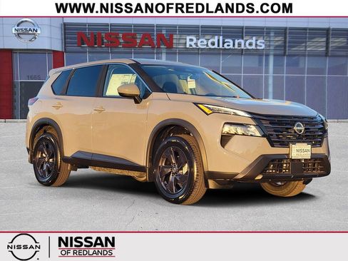New 2026 Nissan Rogue SV FWD image 1