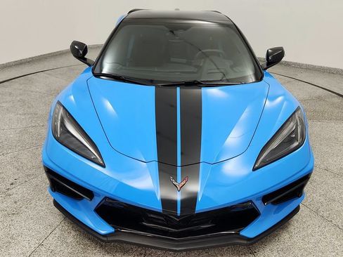 Used 2021 Chevrolet Corvette Stingray Premium Conv w/ Z51 Performance Package RWD image 11