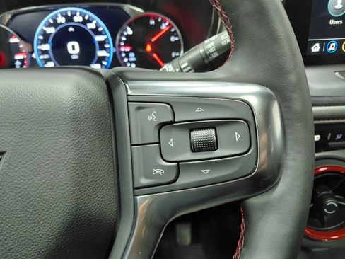 Used 2025 Chevrolet Blazer RS w/ Enhanced Convenience Package AWD/4WD image 39