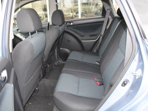 Used 2007 Toyota Matrix XR image 11