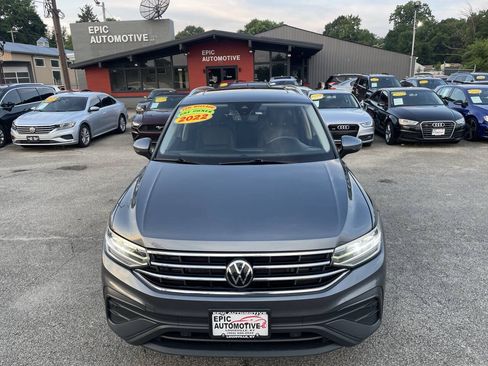 Used 2022 Volkswagen Tiguan SE AWD/4WD image 8