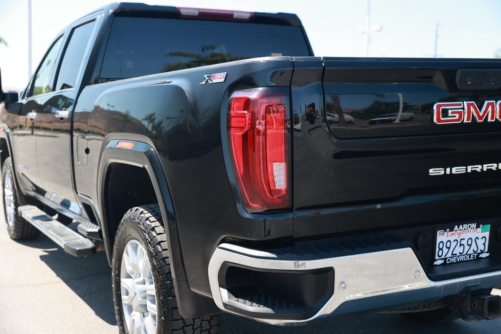 Used 2023 GMC Sierra 2500 SLT w/ Driver Alert Package I AWD/4WD image 17