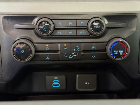 Used 2023 Ford F250 XL image 17