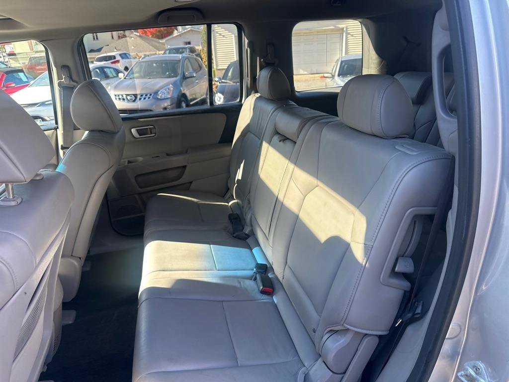 Used 2010 Honda Pilot EX-L image 23