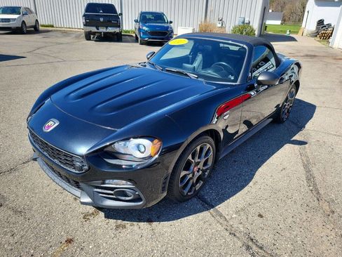 Used 2017 FIAT 124 Spider Abarth image 4