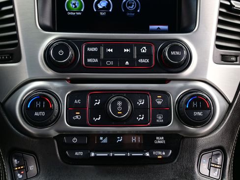 Used 2016 GMC Yukon XL SLT image 21