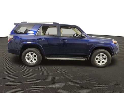 Used 2024 Toyota Camry SE image 10