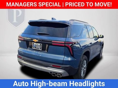 New 2026 Chevrolet Traverse LT w/ Driver Confidence Package FWD image 7