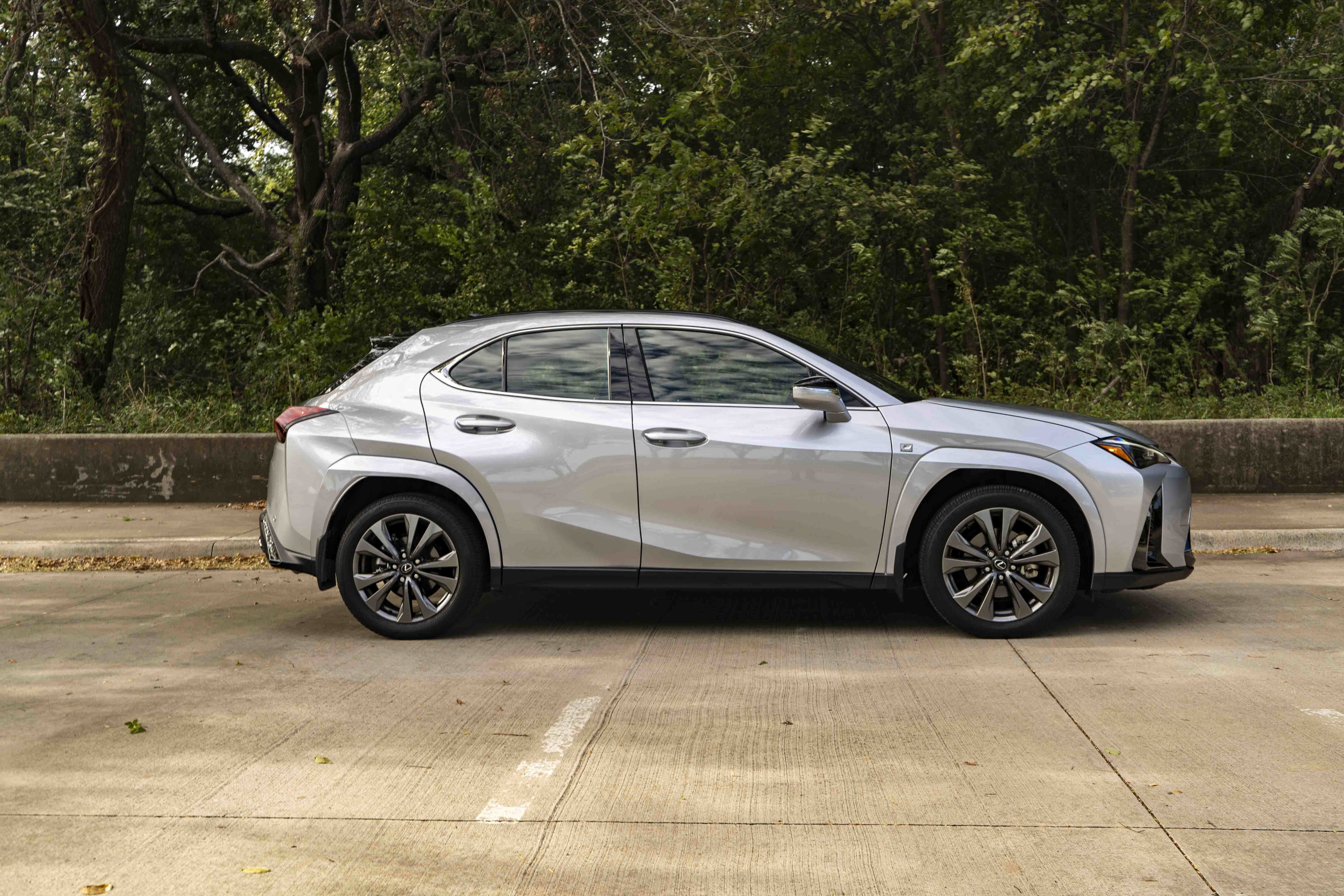 Used 2025 Lexus UX 300h AWD w/ Accessory Package (Z1) image 10