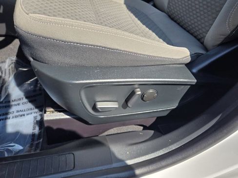 Used 2020 Ford Escape SE Sport image 24