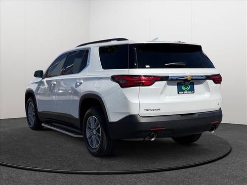Certified 2023 Chevrolet Traverse LT FWD image 3
