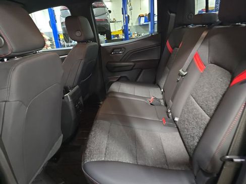 Used 2023 Chevrolet Colorado Z71 w/ Z71 Convenience Package 2 image 17