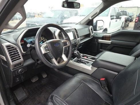 Used 2016 Ford F150 Lariat image 10
