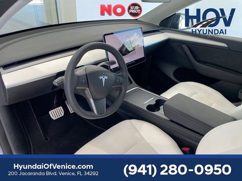 Used 2022 Tesla Model Y Performance AWD/4WD image 27