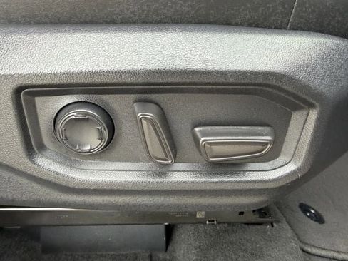 Used 2024 Toyota Sequoia Capstone AWD/4WD image 32