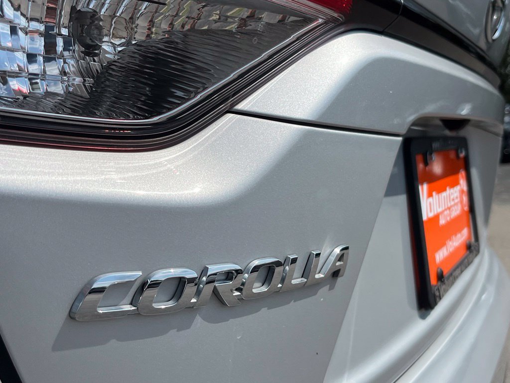 Used 2022 Toyota Corolla LE FWD image 9