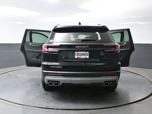Used 2025 GMC Acadia Elevation FWD image 64