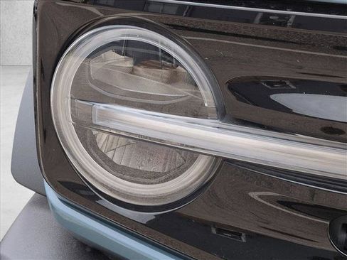 Used 2023 Ford Bronco Outer Banks w/ Sasquatch Package image 3