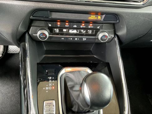 Used 2023 MAZDA CX-9 Touring AWD/4WD image 15