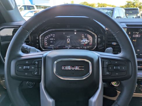 Used 2023 GMC Sierra 1500 SLT w/ SLT Premium Plus Package image 18