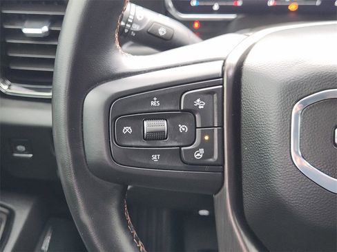 Used 2025 GMC Sierra 2500 AT4 w/ AT4 Premium Plus Package image 25