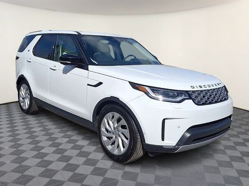 Certified 2026 Land Rover Discovery S AWD/4WD image 2