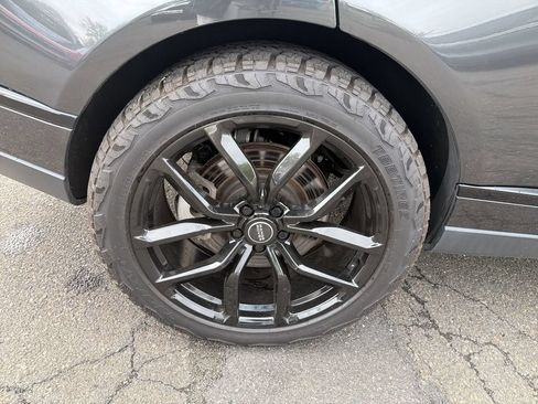 Used 2019 Land Rover Range Rover Supercharged AWD/4WD image 32