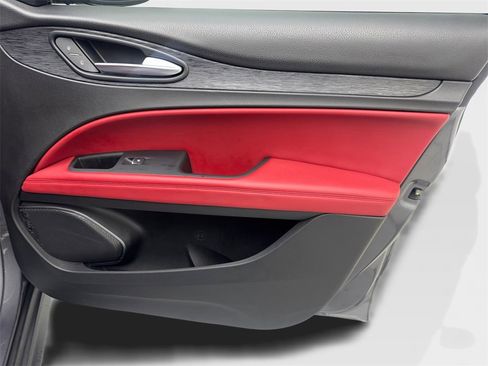 Used 2021 Alfa Romeo Stelvio Sprint w/ Nero Edizione image 47