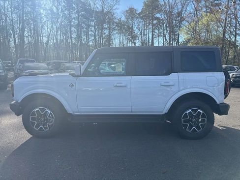 New 2025 Ford Bronco Outer Banks AWD/4WD image 2