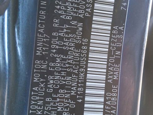 Used 2018 Toyota Camry L image 31