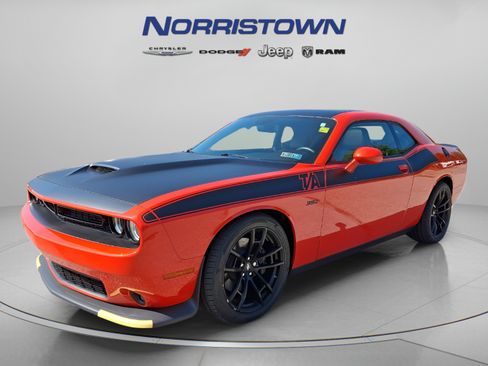 Certified 2023 Dodge Challenger R/T Scat Pack w/ T/A Package RWD image 3