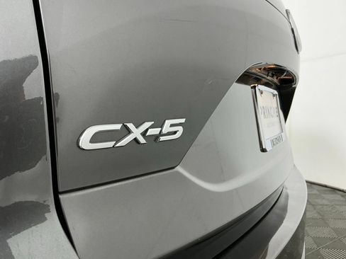 Used 2018 MAZDA CX-5 Touring FWD image 31