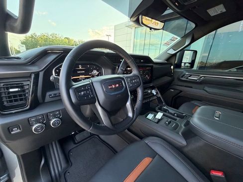 Used 2026 GMC Sierra 2500 AT4 w/ AT4 Premium Plus Package AWD/4WD image 16