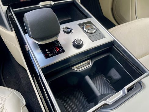 Certified 2023 Land Rover Range Rover Long Wheelbase Autobiography AWD/4WD image 20