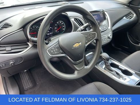 Certified 2025 Chevrolet Malibu LT image 10