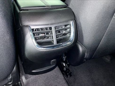 Used 2024 Chevrolet Malibu LT FWD image 30