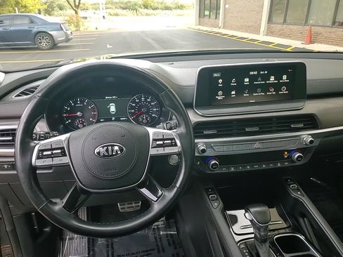 Used 2020 Kia Telluride SX w/ SX Prestige Package image 22