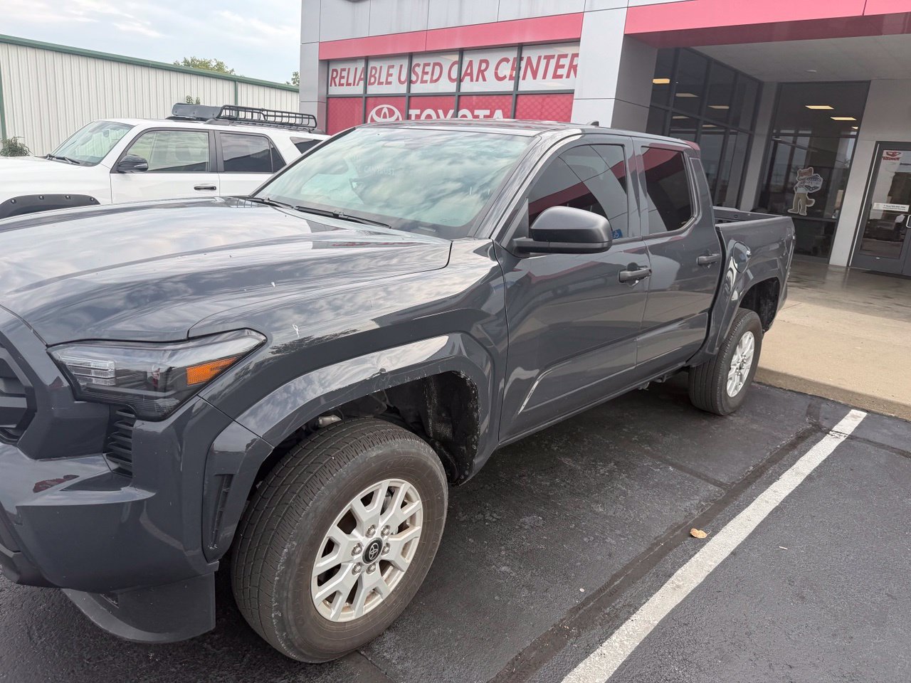 Used 2024 Toyota Tacoma SR AWD/4WD image 3